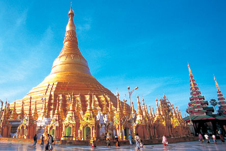 Shwedagon Pagoda, Rangoon Shwedagon Pagoda, Rangoon
