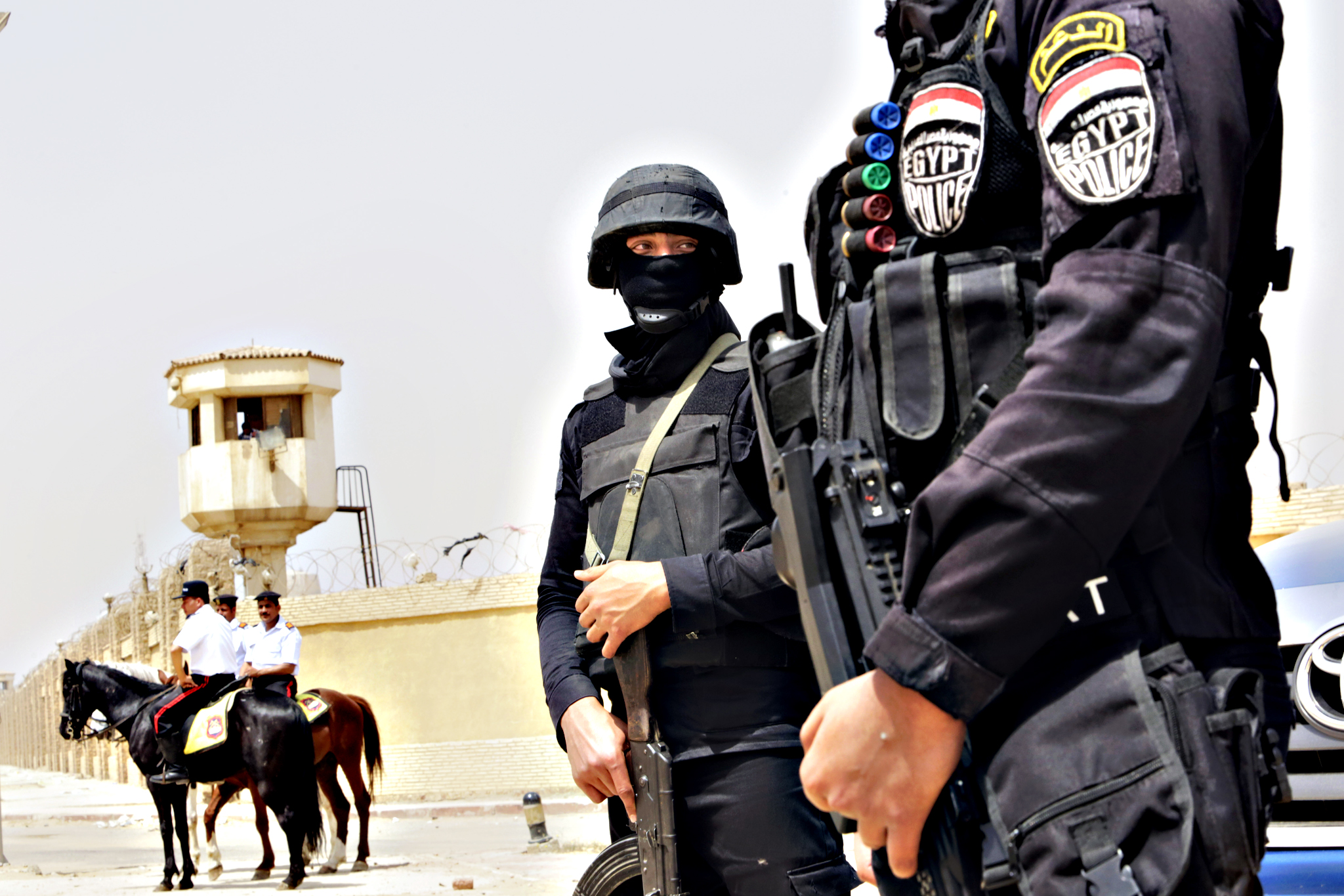 Est100 some Photos Egyptian Policemen Est100 some Photos Egyptian Policemen