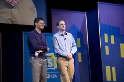 Yang_and_filo_at_ces